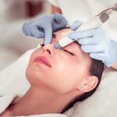 Top Clinic v/Else Møller Larsen præsenterer: Hydra Facial ansigtsbehandling i Vejle