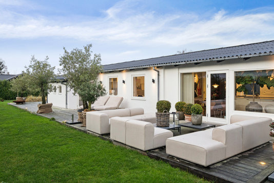 Eksklusiv etplansvilla i Hvidovre – med solrig terrasse og nærhed til strand og byliv