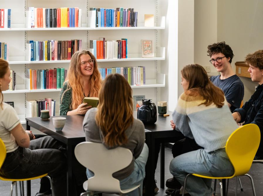 Begivenheder på Ikast-Brande Bibliotek: Musikalsk legestue og teknologisk hjælp