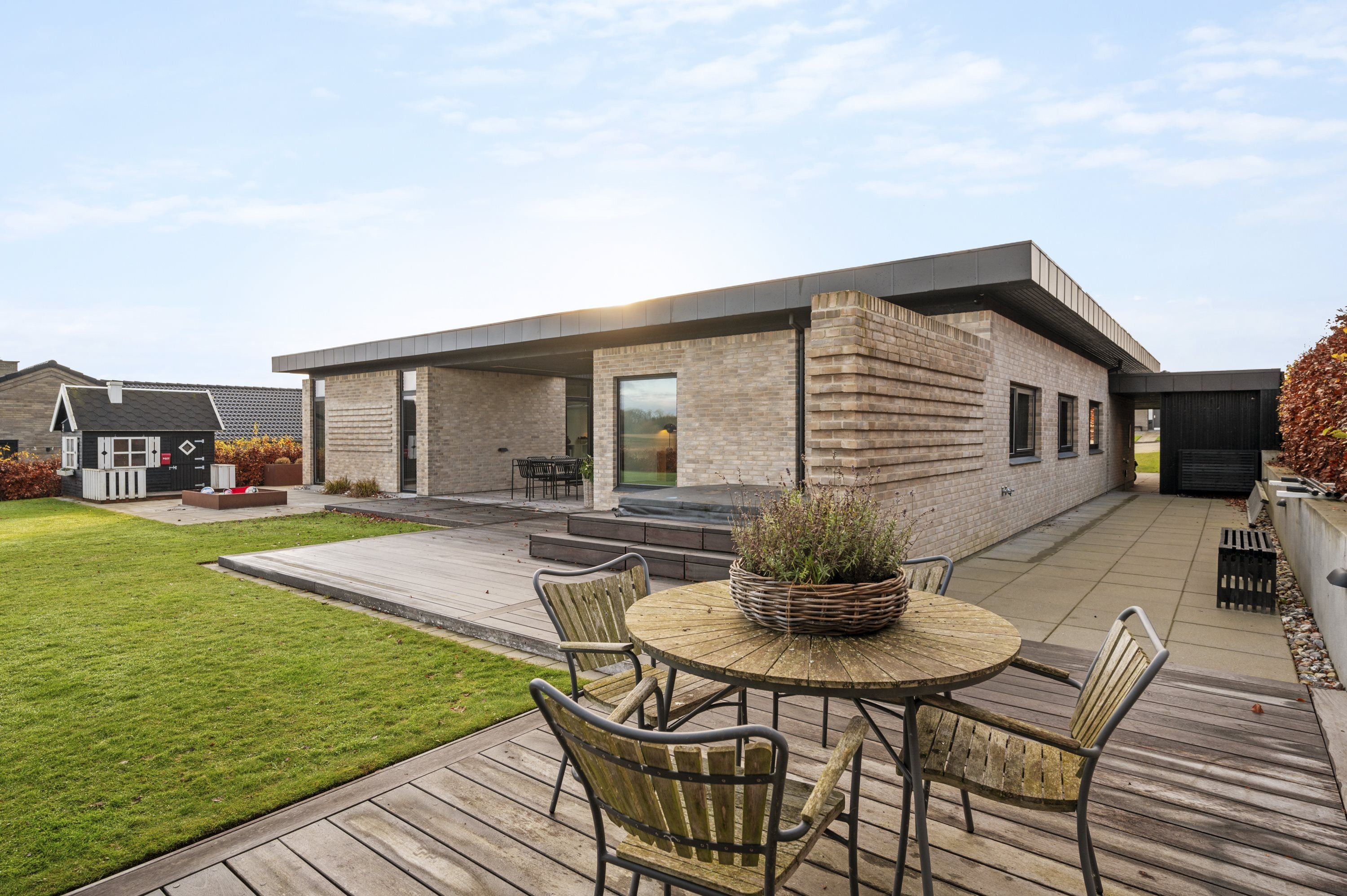 For 4,6  mio. kroner kan du nu få Helene Stranges Vej 9, Kjellerup - Se priserne på de dyreste boliger til salg i Kjellerup