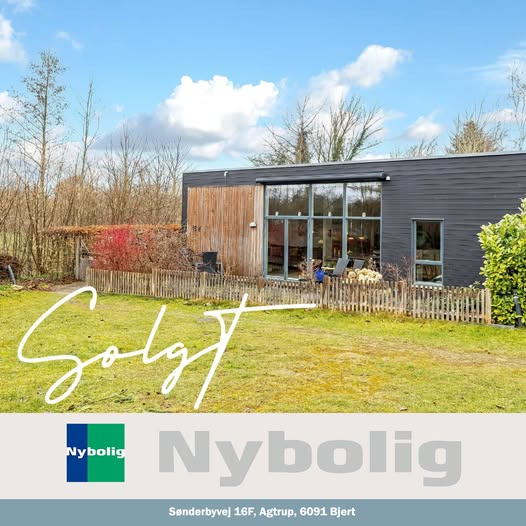 Nybolig Kolding fejrer salg af ejendom i Bjert