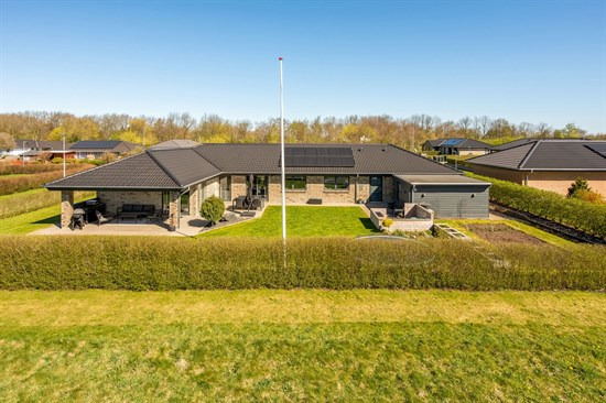 Top 6 over dyreste boliger til salg i Toftlund. Priser op til 30.000.000 kr