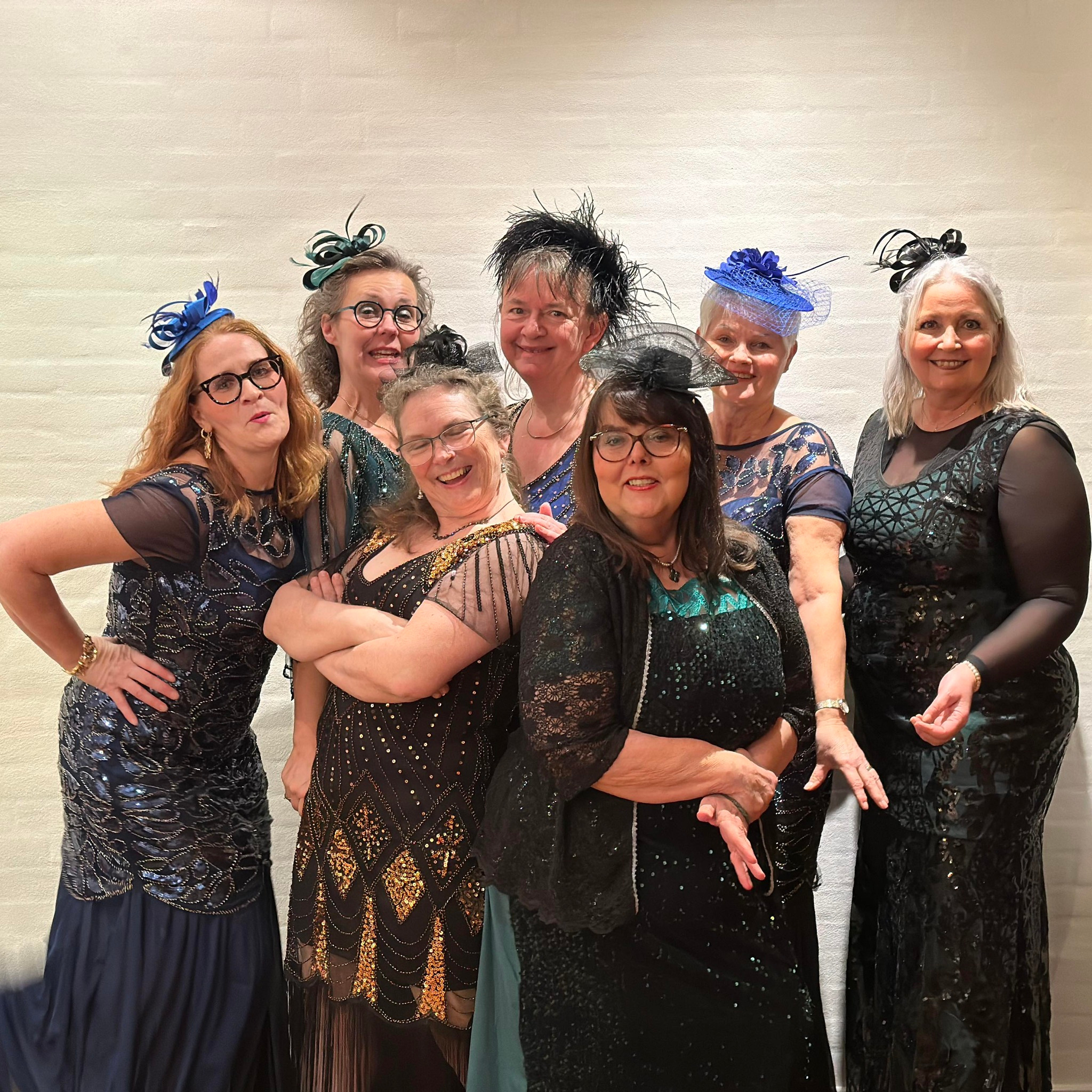 MeloDivaerne bringer smil og sang til Bering Forsamlingshus