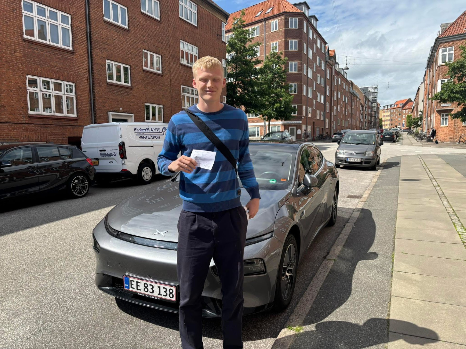 Fra kørekort til basketball-eventyr: Gustav jagter drømmen i Spanien