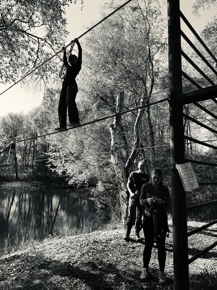 Ny Hattenæs afholder vellykket personaledag med teambuilding og gourmetmiddag