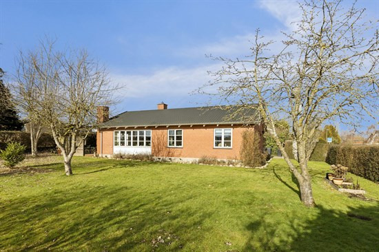 Ebberup Mose 15 er til salg for kun 1.350.000 kr.: Se de billigste boliger til salg i Vipperød her