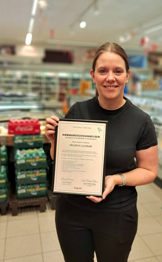 Spar Valsgård fejrer Nicolines uddannelse med tilbud og aktiviteter i weekenden