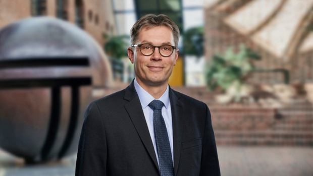 Karsten E. Olesen runder et skarpt hjørne