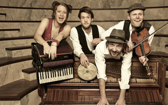 Folkemusik og Trille-hyldest i Svendborg