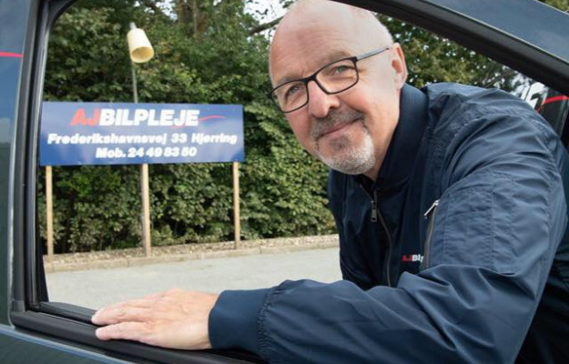 Anders servicerer biler med øje for det gode resultat