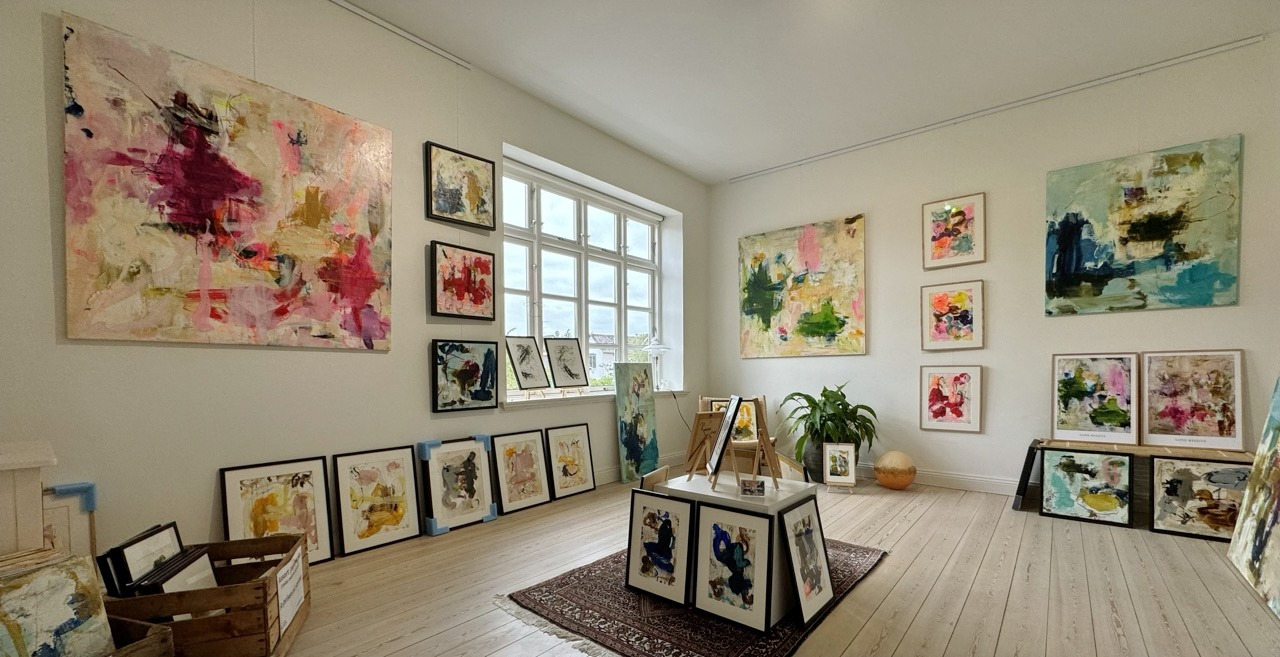 Oplev Lone Reedtz' farverige verden i Haderslev