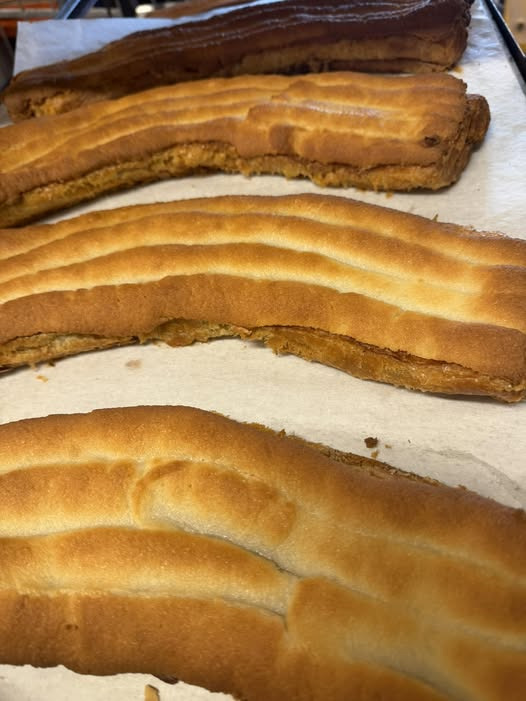 Det Lune Brød har friskbagt makronbrød klar i butikken