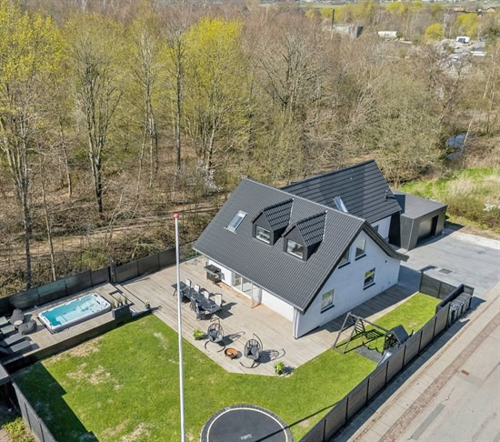 Top 6 over dyreste boliger til salg i Måløv. Priser op til 11.900.000 kr