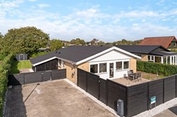 Valmuemarken 6 og 1 anden boliger er kommet til salg denne uge i Vadum - se boligerne her.