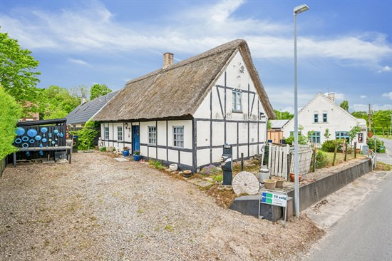 Rougsøvej 183 er til salg for kun 195.000 kr.: Se de billigste boliger til salg i Ørsted her