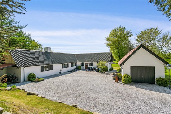 Top 6 over dyreste boliger til salg i Tårs. Priser op til 15.900.000 kr