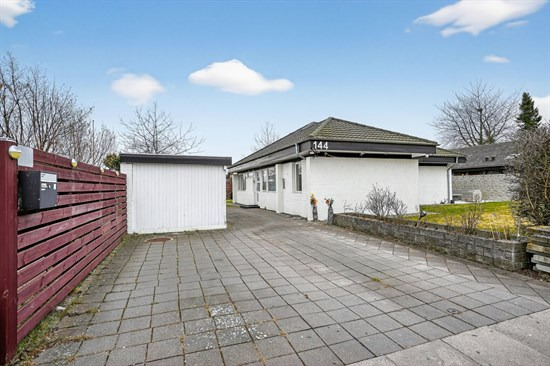 Bredekærs Vænge 144 og 3 andre boliger er kommet til salg denne uge i Ishøj - se boligerne her.
