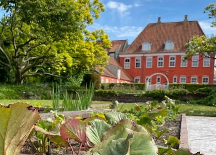 Arkitekturhistorien set i Aabenraas gadespejl