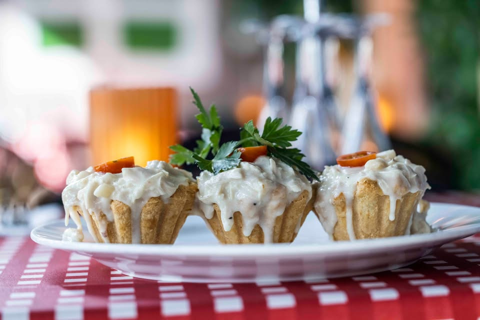 Café Jens Otto fejrer Randers' grå guld med tarteletter