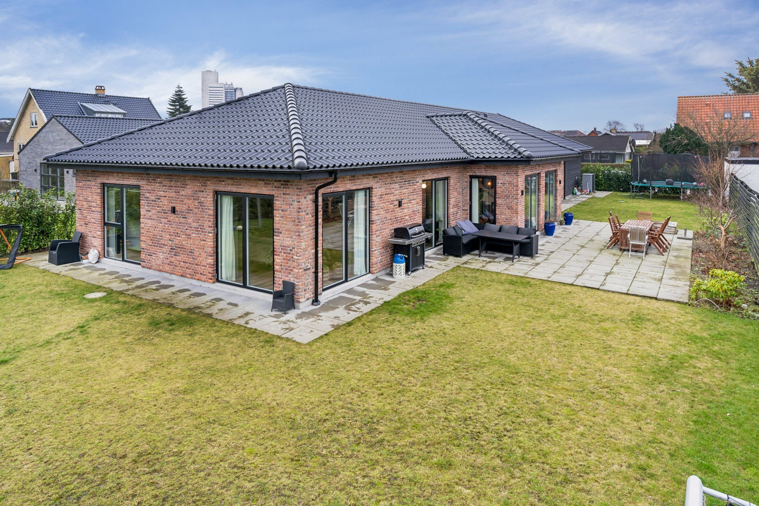 Luksusbolig netop kommet til salg i Herlev: Se hvad du skal smide for Herlevs dyreste adresser her