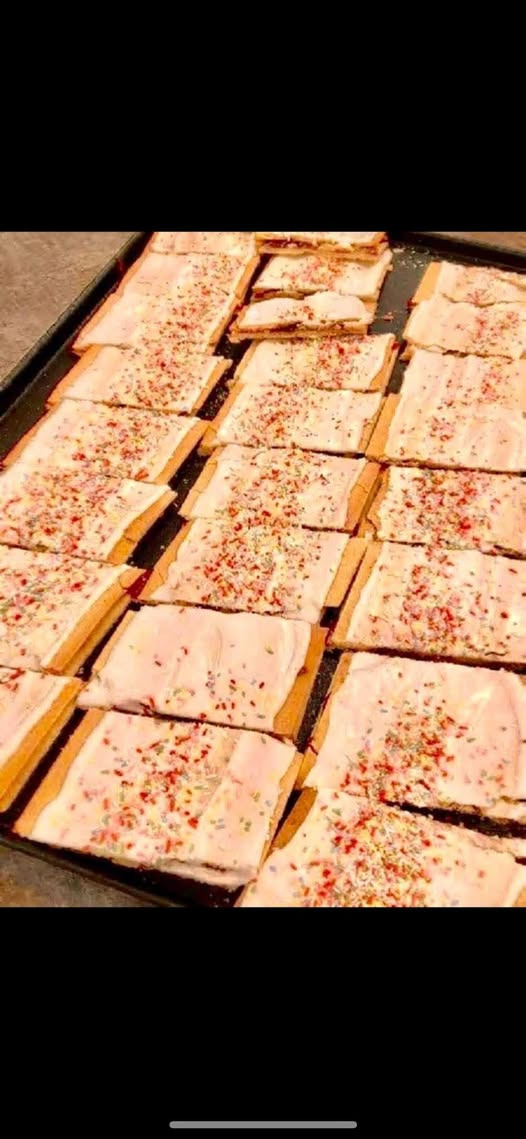 Det Lune Brød – Hobro tilbyder friskbagte hindbærsnitter til særpris i dag