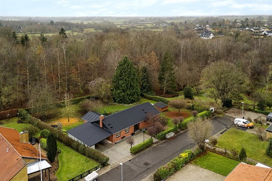 Top 6 over dyreste boliger til salg i Ullerslev. Priser op til 3.350.000 kr