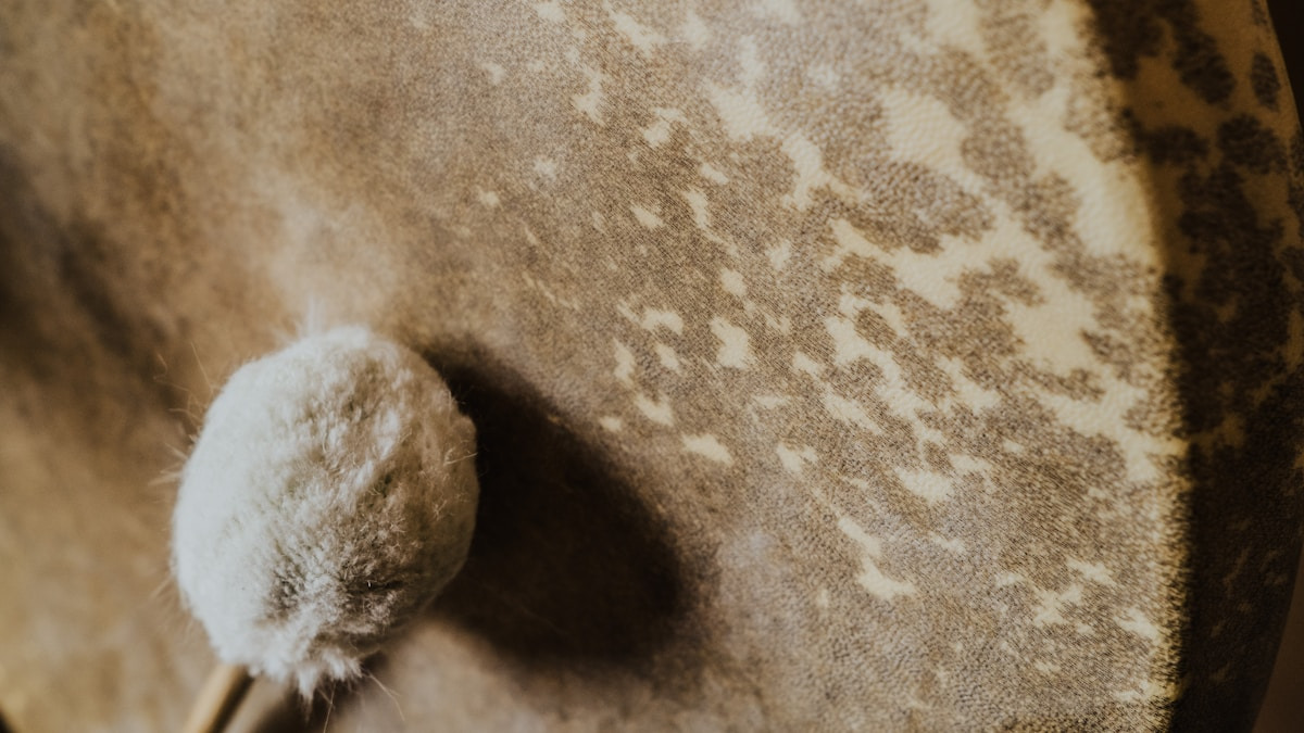 Find indre ro med blid yoga og kakao ceremoni i Hammel