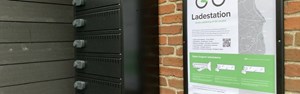 Frederikshavn fremmer bæredygtig transport med nye ladestationer til elcykler i hele kommunen