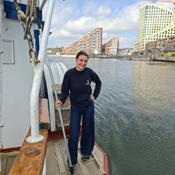 Aarhus Havnerundfart inviterer til sejltur med gode historier og fantastisk stemning