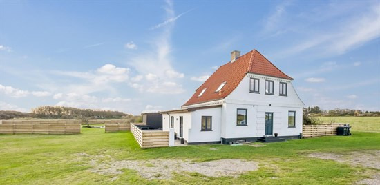 Tårnvej 1 og 1 anden boliger er kommet til salg denne uge i Hanstholm - se boligerne her.