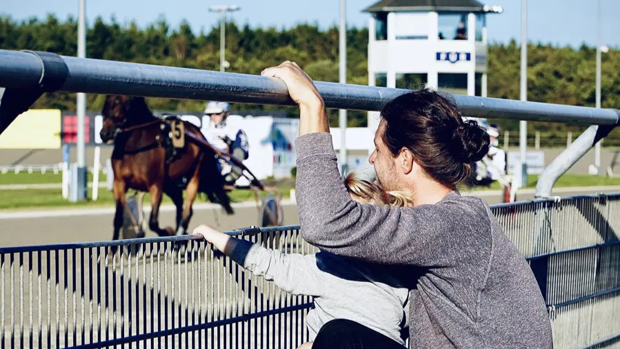 Kom til påsketrav på BioCirc Trav Arena Skive