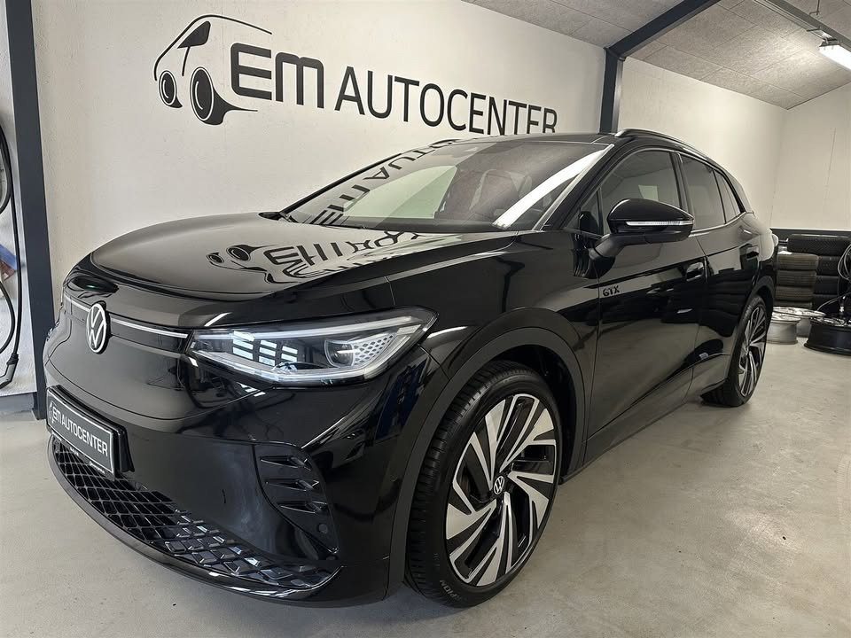 VW ID.4 elbil passende til dig hos EM AUTOCENTER ApS