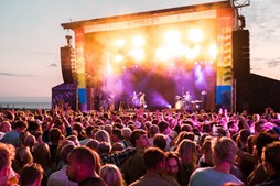 Digitaliseringsministeren åbner ny Hobro-festival for musik, kultur og wellness