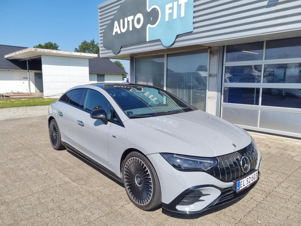 AutoFit A/S præsenterer skoleklar Mercedes EQE på Black Friday