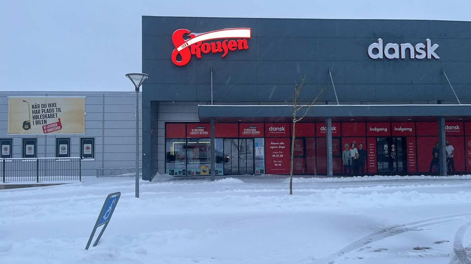 Skousen Nørresundby Hvidevarer holder åbent trods sneen