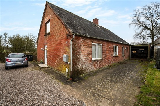 Hindbjergvej 32 er til salg for kun 350.000 kr.: Se de billigste boliger til salg i Kjellerup her