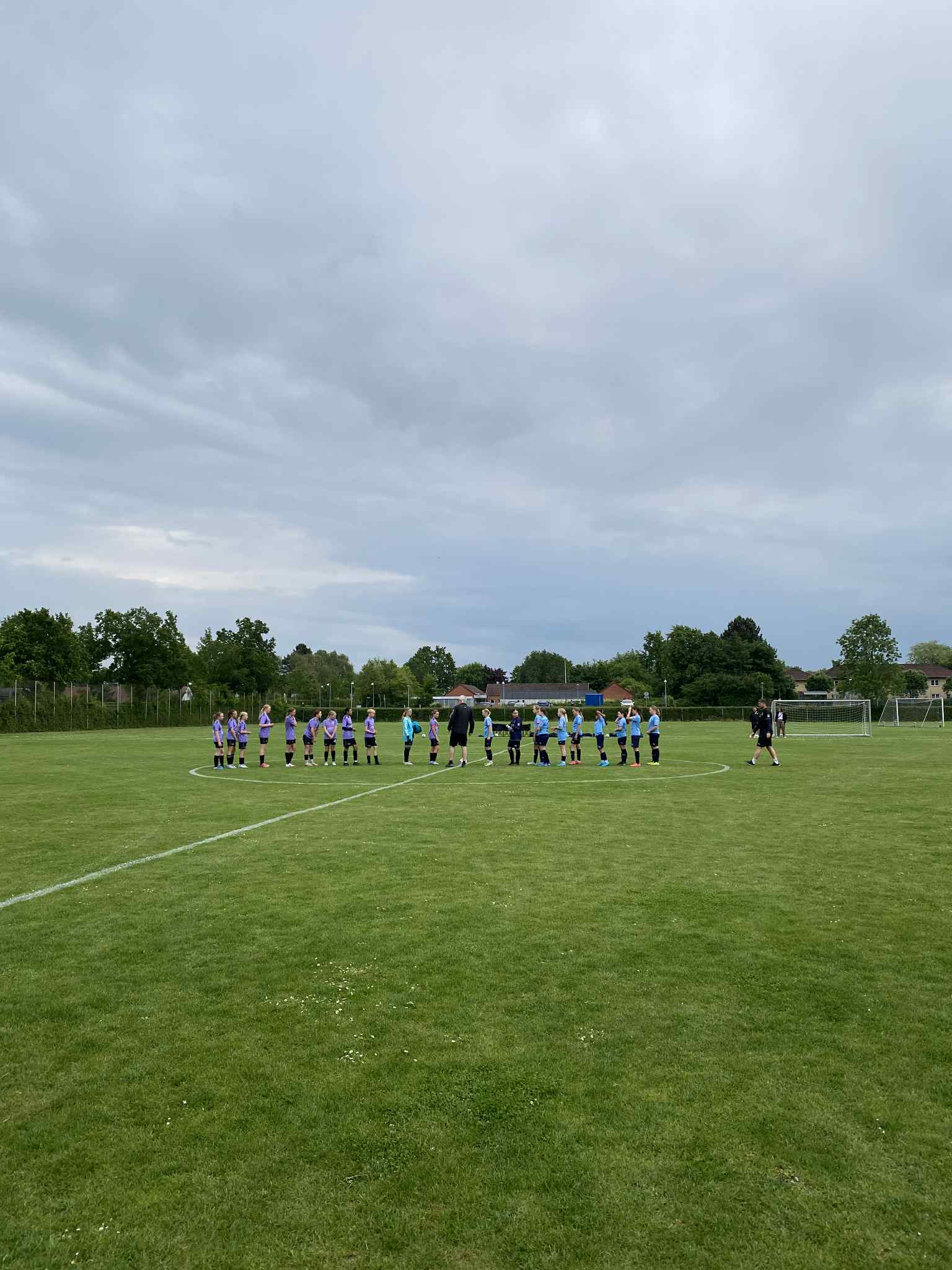 Faxe-Haslev U13 piger sikrer sejr i målrigt opgør mod Ringsted Pigefodbold
