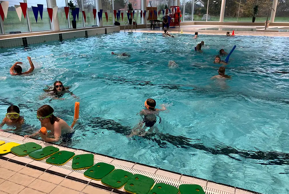 Stevns Kommune sætter høj standard for svømmeundervisning i Danmark