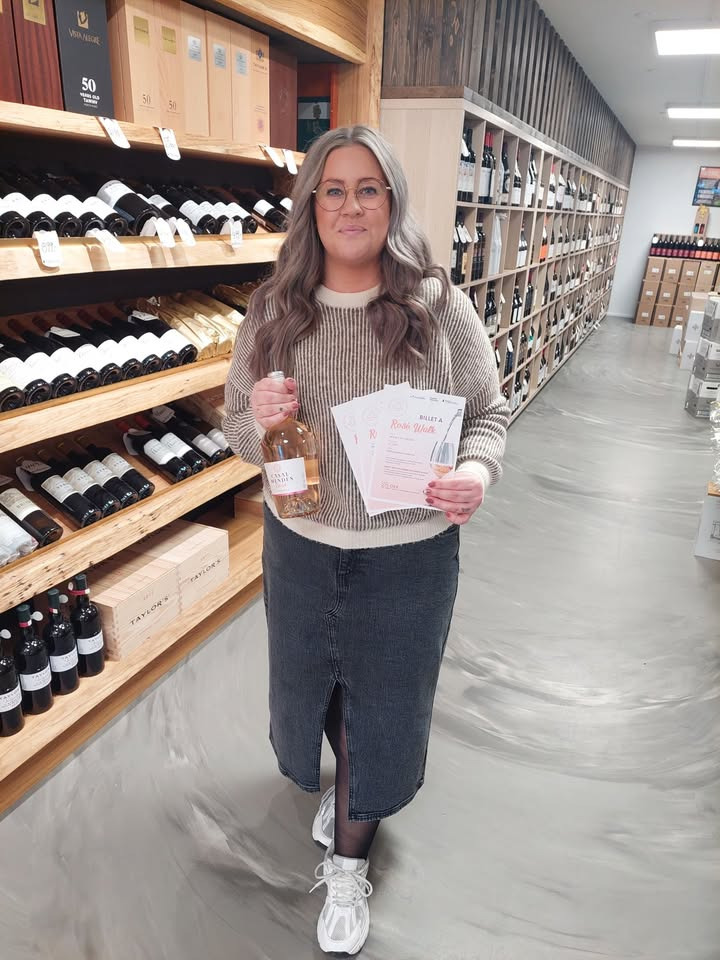 Fredericia Vinhandel inviterer til årets rosè walk den 24. maj 2025 - billetter kan købes nu!