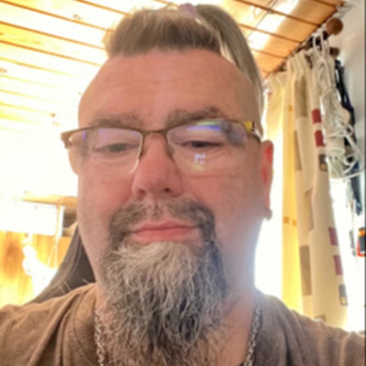 Portrætfoto af jens-kristial la