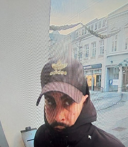 Kan du genkende manden her? Han formodes at stå bag flere tilfælde af bedrageri mod ældre borgere