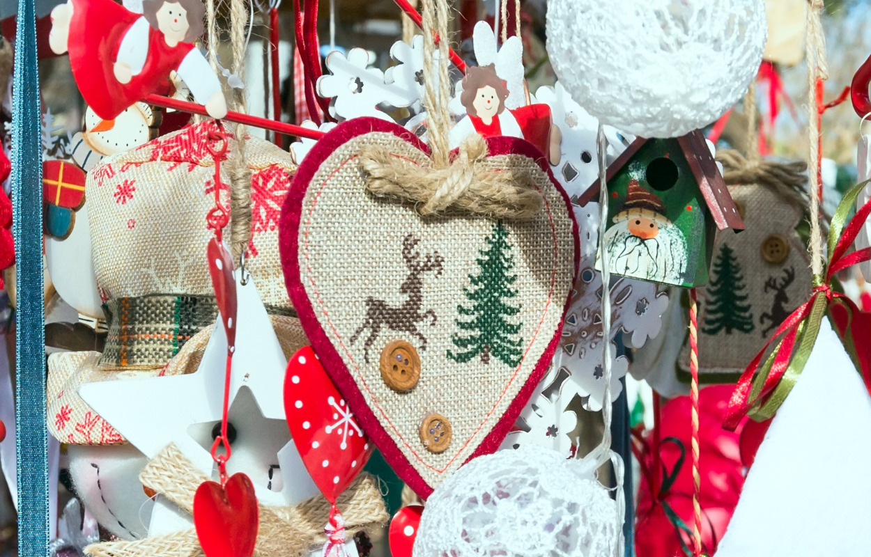 Hjemmelavede unika varer til julemarked på Håndværksmuseet