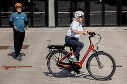 Hjørring Kommune tilbyder gratis elcykelkursus for seniorer for at forbedre cykelsikkerheden