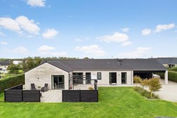 Netop kommet til salg: Skelbakken 66 en af Hjallerups dyreste adresser