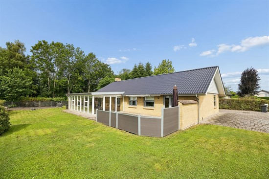 Gråbølle 17 og 2 andre boliger er kommet til salg denne uge i Farsø - se boligerne her.