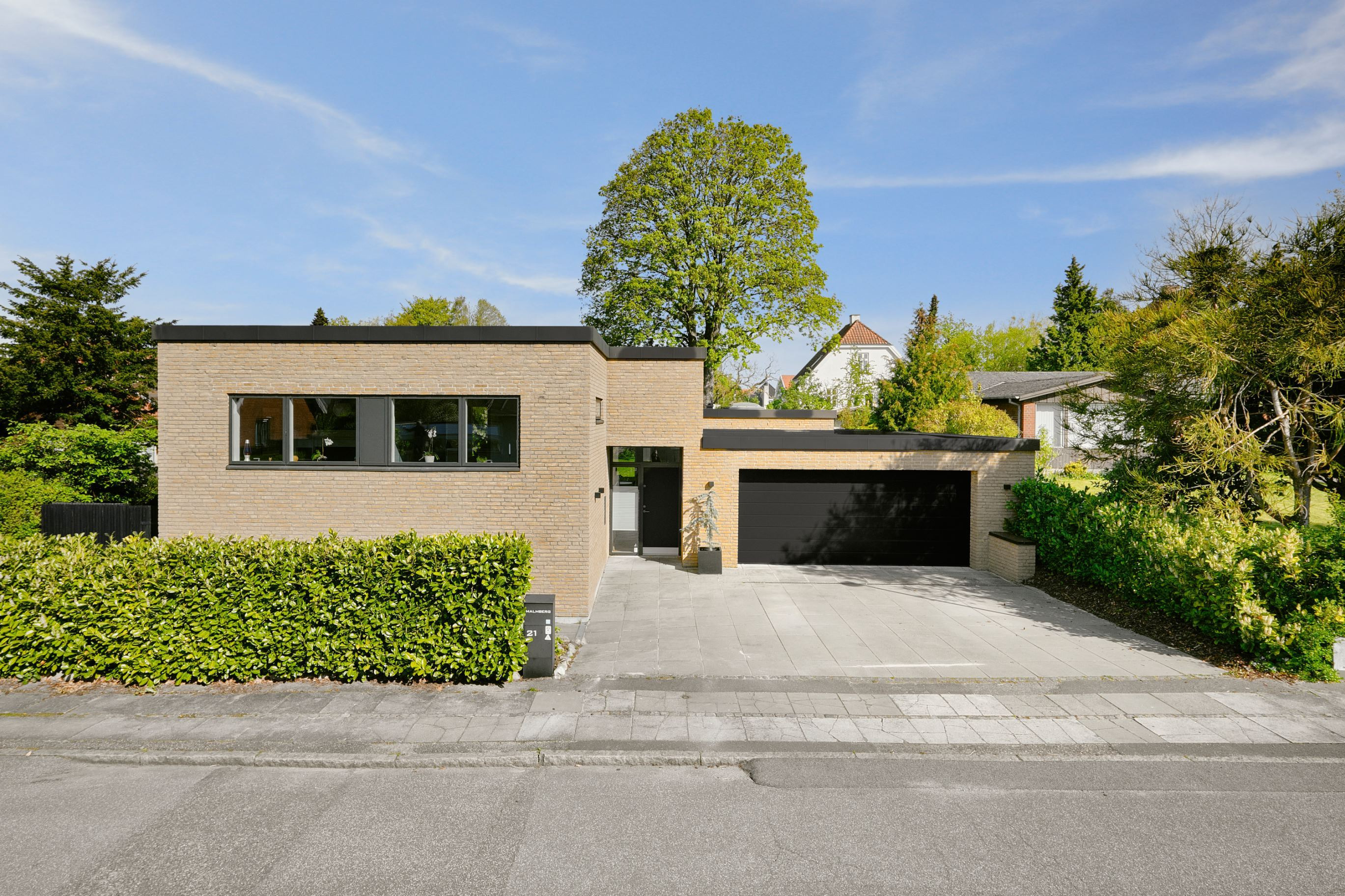 13,5  mio. kroner koster Espegårdsvej 21 - se hvad der ellers er til salg i Viby J