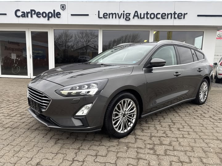 Veludstyret og rummelig Ford Focus Titanium STC fra 2020 hos Lemvig Autocenter