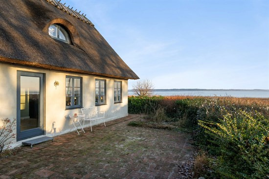 Top 6 over dyreste boliger til salg i Faxe. Priser op til 5.195.000 kr