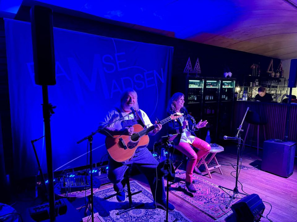 Julefrokost og Bamse Madsen på Dolphin Hotel Herning markerer julens start