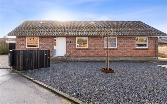 Bolig til salg for 2,2  mio. kroner - se hvad der ellers er til salg i Hedensted Kommune